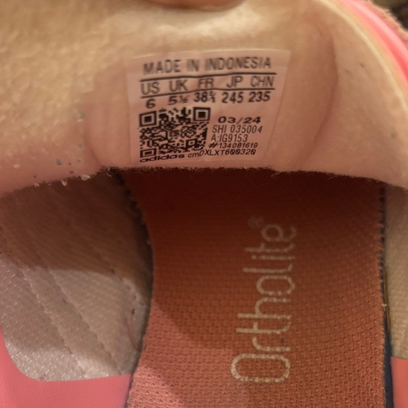 Adidas Gazelle Women's Pink and Navy Size 6 US - Picture 8 of 10